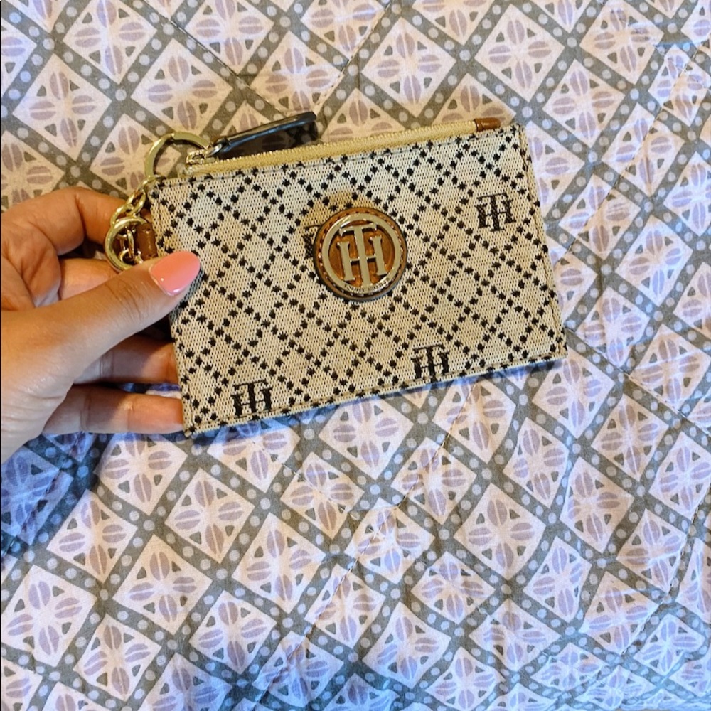 Tommy Hilfiger wristlet in perf condition